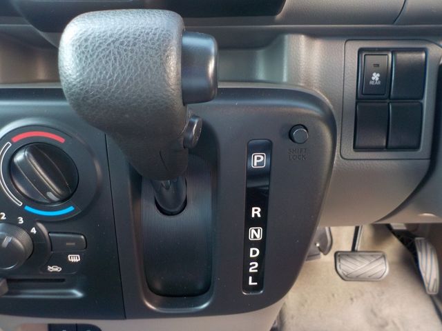 Suzuki EVERY 2022-03 185677-12