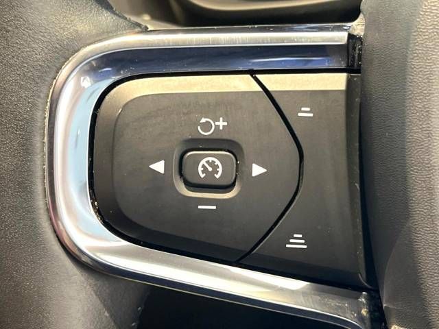 Volvo XC40 2018-11 20565-9