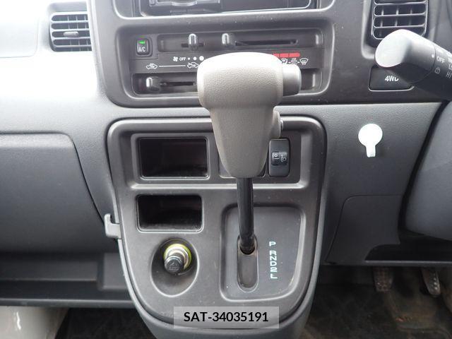 Toyota PIXIS VAN 2014-06 378058-11