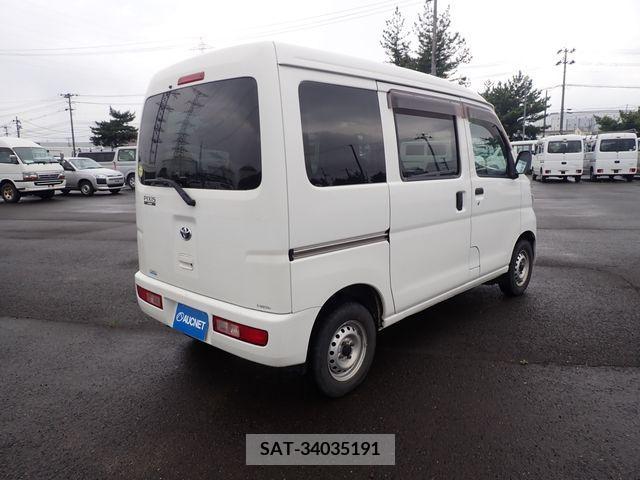 Toyota PIXIS VAN 2014-06 378058-6