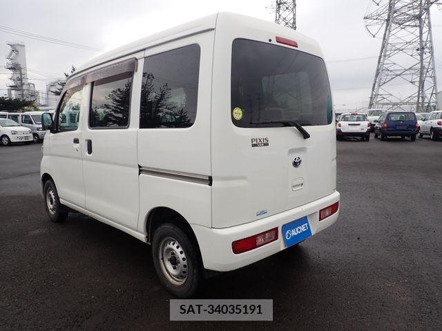 Toyota PIXIS VAN 2014-06 378058-2