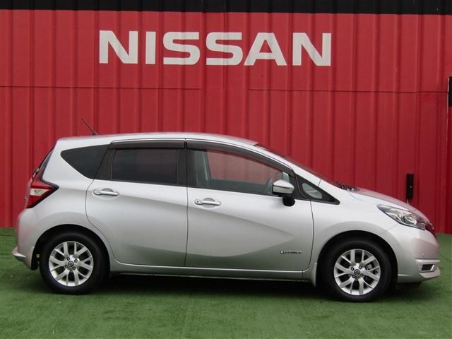 Nissan NOTE 2020-01 186675-24