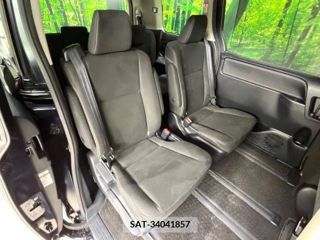 Toyota ESQUIRE 2015-04 297242-9