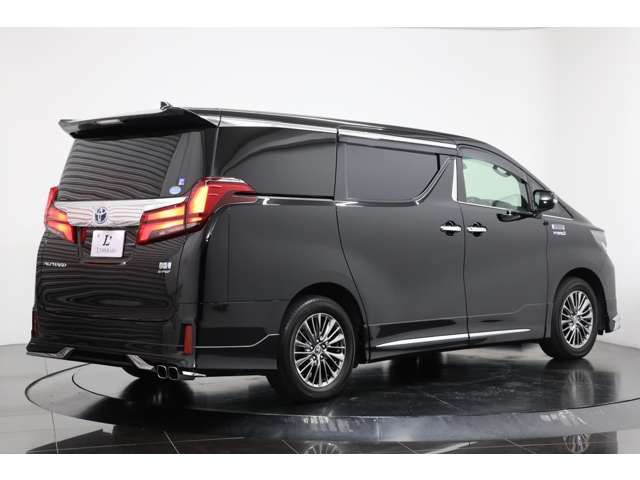 Toyota ALPHARD HYBRID 2019-11 14099-12