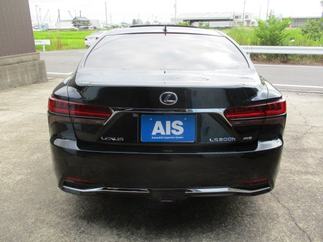 Lexus LS 2021-10 7735-5