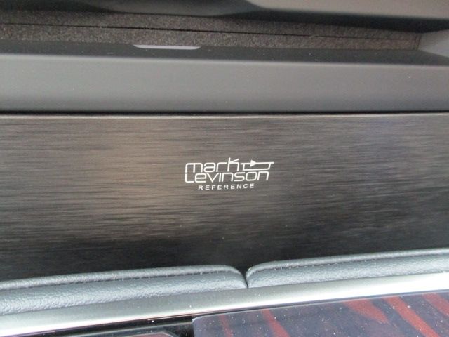 Lexus LS 2021-10 7735-24