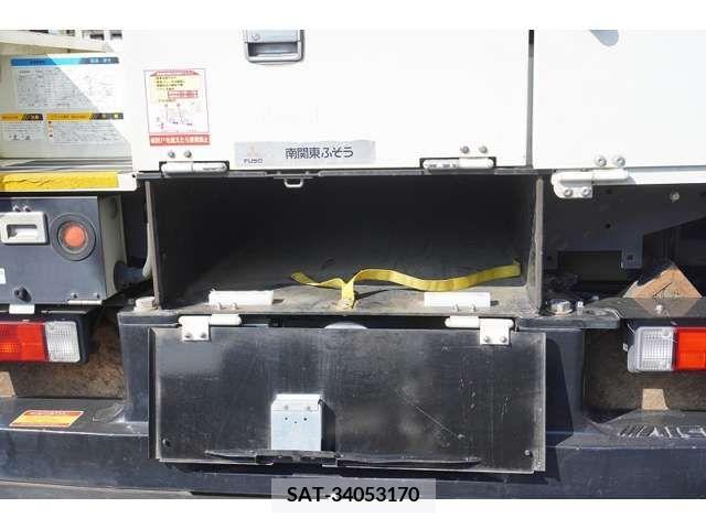 Mitsubishi CANTER 2017-12 218470-19