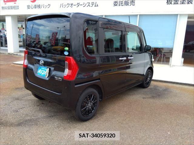 Daihatsu TANTO 2017-08 369288-2