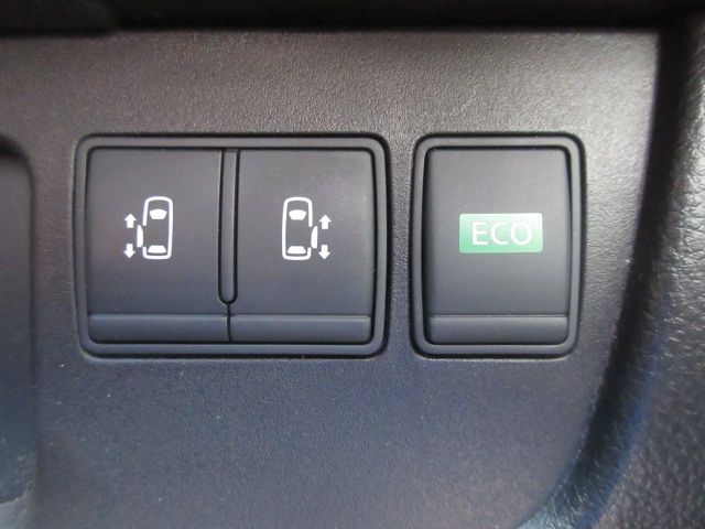 Nissan SERENA 2014-12 186523-19