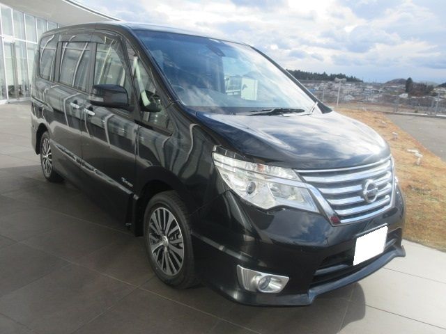 Nissan SERENA 2014-12 186523-2
