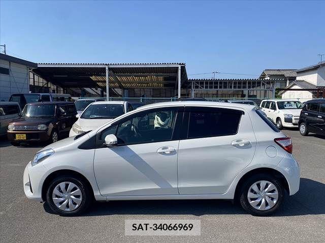 Toyota VITZ 2017-07 308735-9