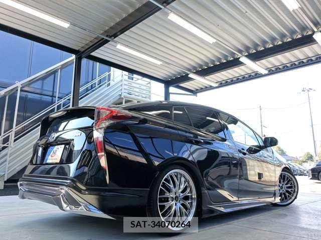 Toyota PRIUS 2018-12 222027-5