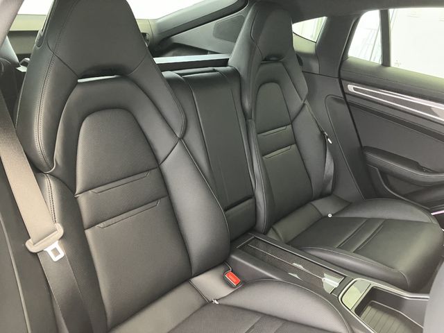 Porsche PANAMERA 2017-09 13084-17
