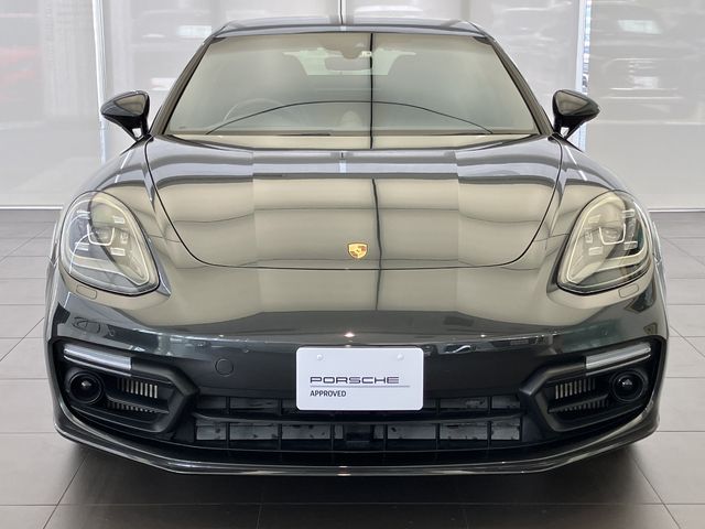 Porsche PANAMERA 2017-09 13084-1