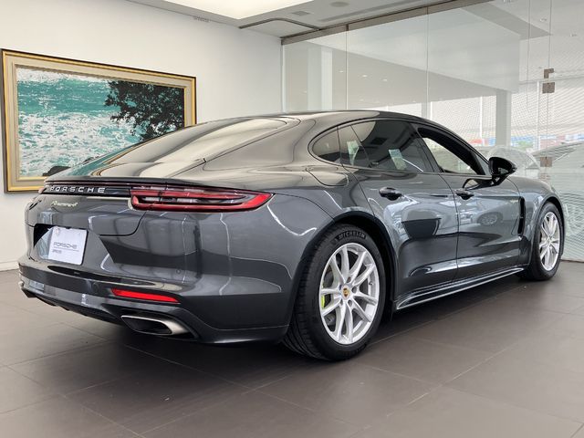 Porsche PANAMERA 2017-09 13084-4