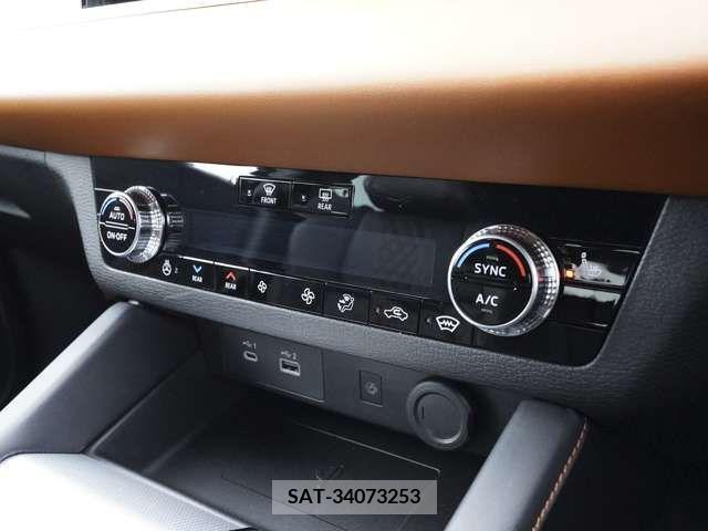Mitsubishi OUTLANDER PHEV 2023-03 213558-18