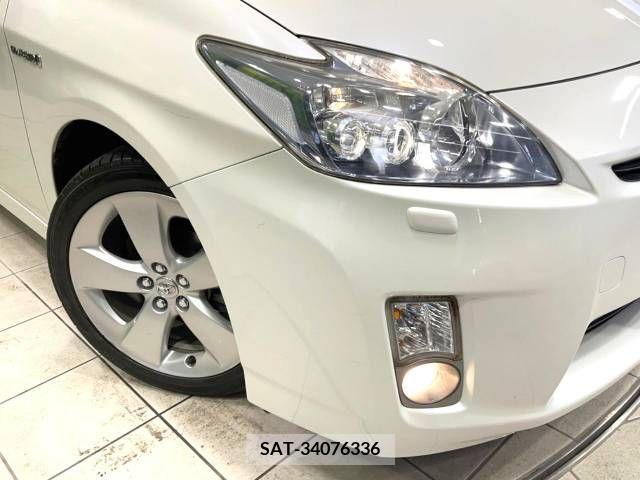 Toyota PRIUS 2011-02 322011-13