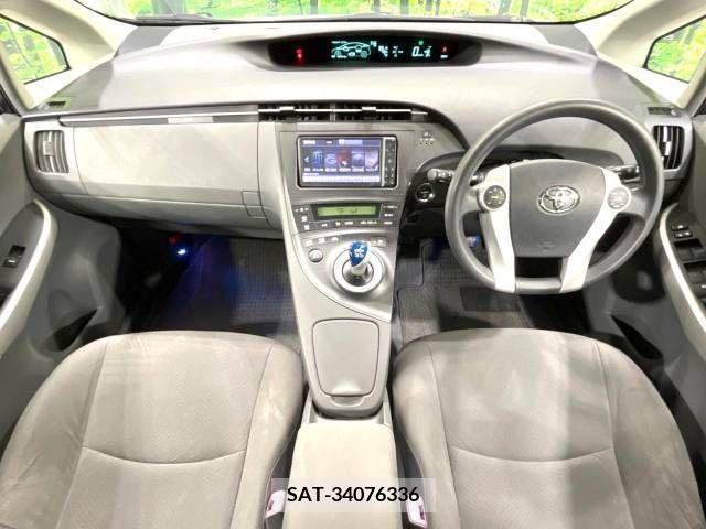 Toyota PRIUS 2011-02 322011-1