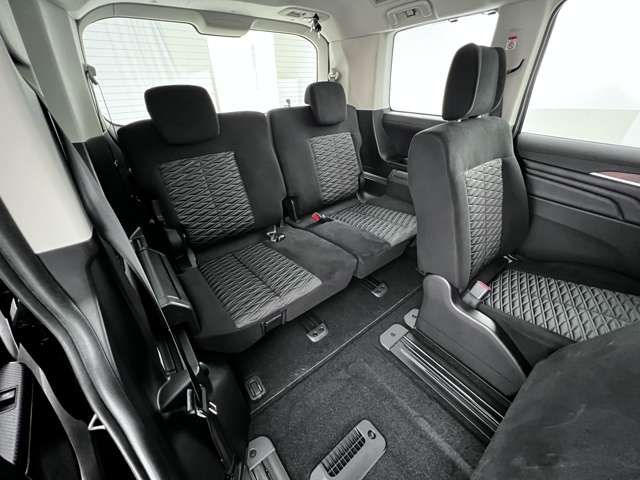 Mitsubishi DELICA D5 2022-03 27063-7
