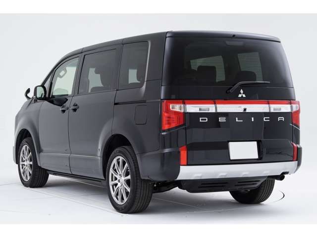 Mitsubishi DELICA D5 2022-03 27063-17