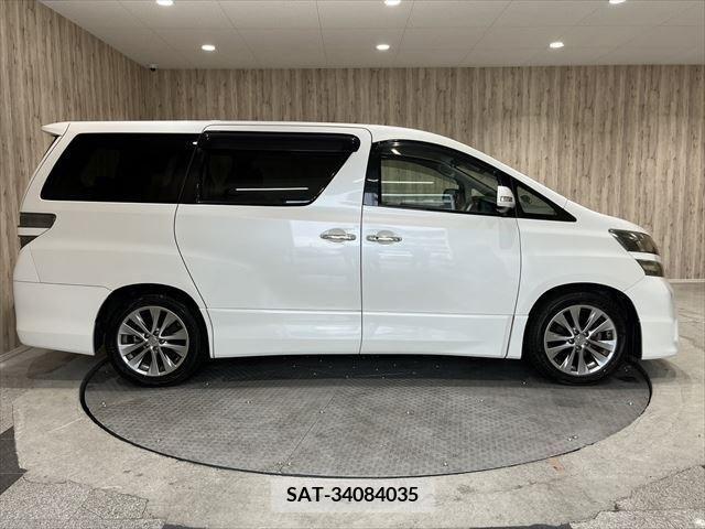 Toyota VELLFIRE 2010-06 345838-17