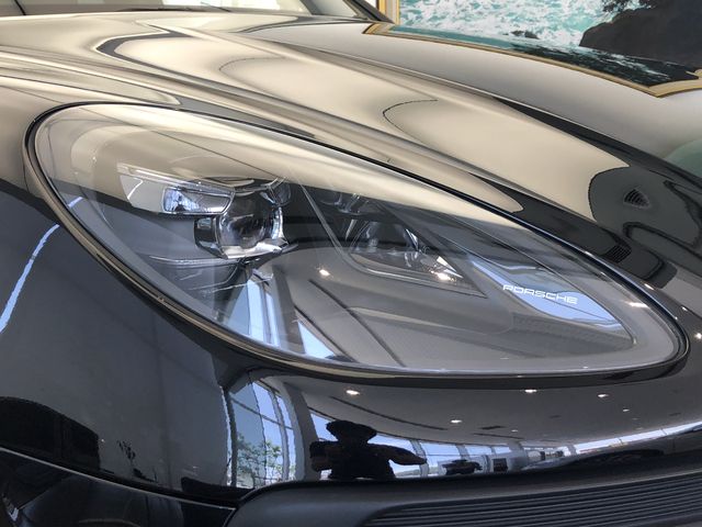 Porsche MACAN 2020-09 23027-7