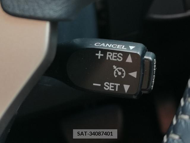 Lexus CT 2015-10 235217-18