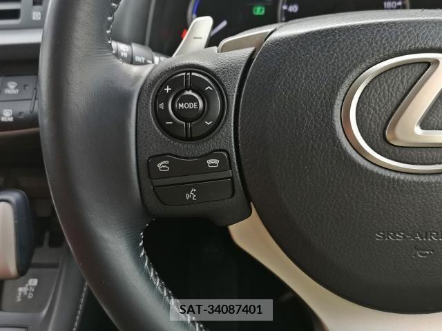 Lexus CT 2015-10 235217-16