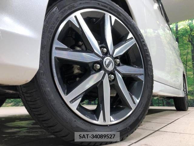 Nissan DAYZ 2017-06 266474-12