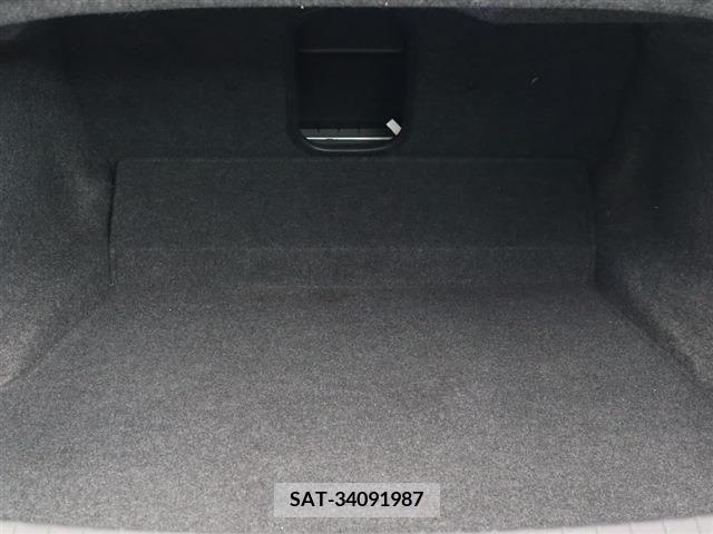 Nissan SKYLINE 2019-03 285247-17