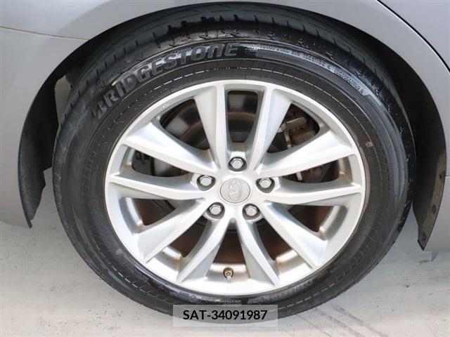 Nissan SKYLINE 2019-03 285247-8