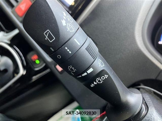 Toyota NOAH 2020-08 207377-14