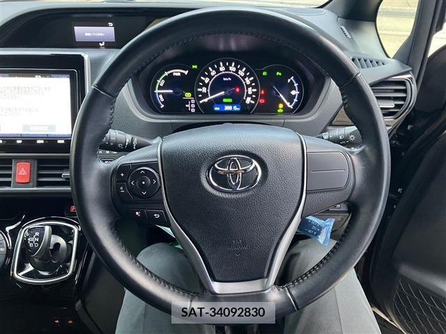 Toyota NOAH 2020-08 207377-12