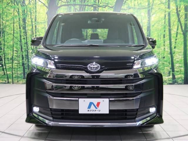 Toyota NOAH 2023-06 191527-15