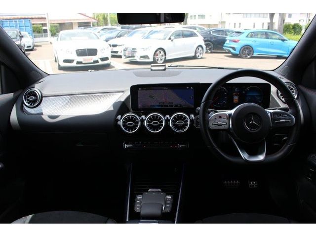 Mercedes Benz GLA-CLASS 2020-09 3151-1