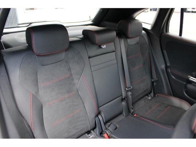 Mercedes Benz GLA-CLASS 2020-09 3151-16
