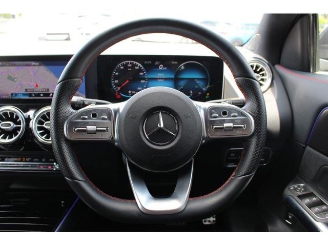 Mercedes Benz GLA-CLASS 2020-09 3151-28