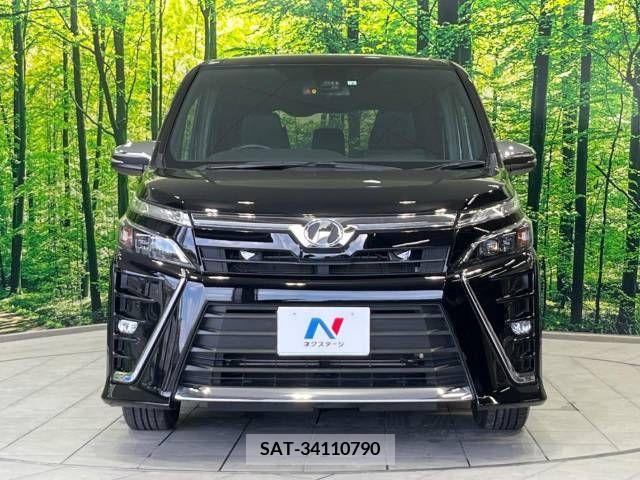 Toyota VOXY 2018-01 321578-14