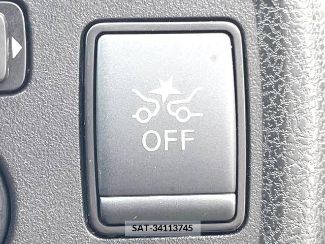 Nissan NOTE 2019-04 365488-6