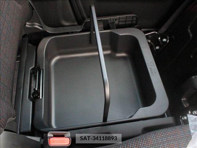 Suzuki SPACIA 2022-11 368546-29