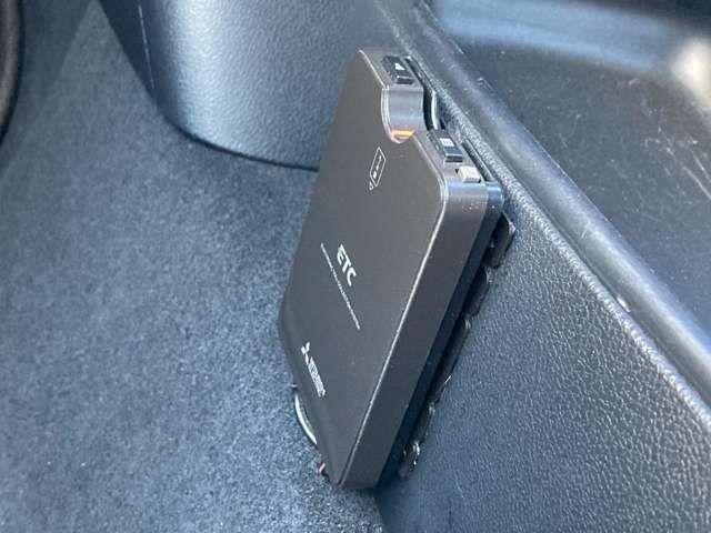 Toyota PRIUS 2018-07 259-8