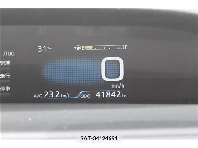 Toyota PRIUS 2021-06 347552-10