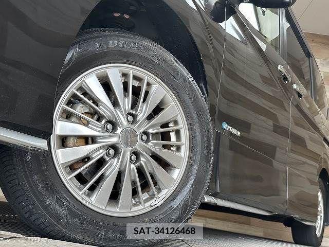 Nissan SERENA 2018-10 340978-17