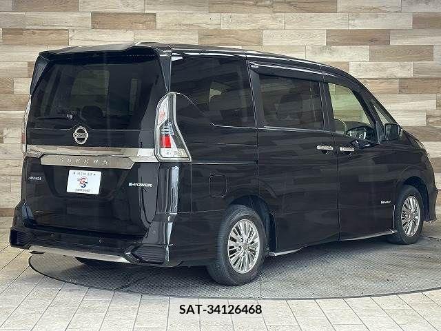Nissan SERENA 2018-10 340978-16