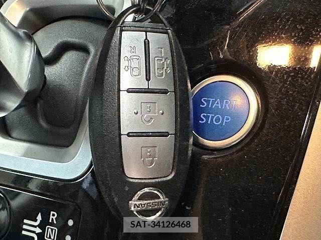 Nissan SERENA 2018-10 340978-8