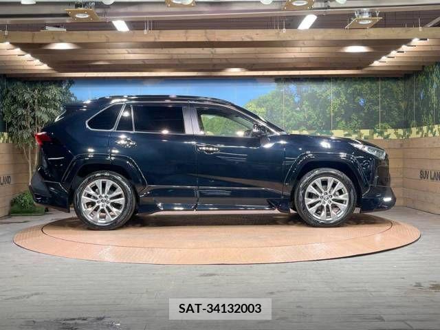 Toyota RAV4 2021-07 282765-17