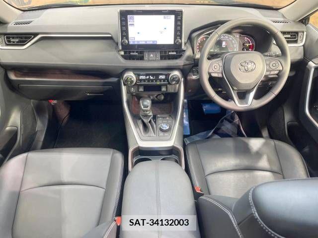 Toyota RAV4 2021-07 282765-1