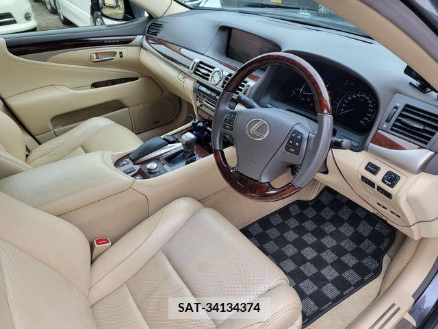 Lexus LS 2013-09 388112-2