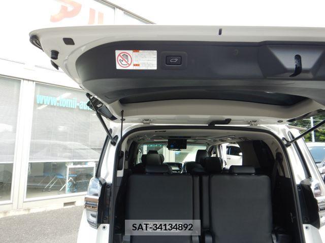 Toyota VELLFIRE 2019-06 333206-20