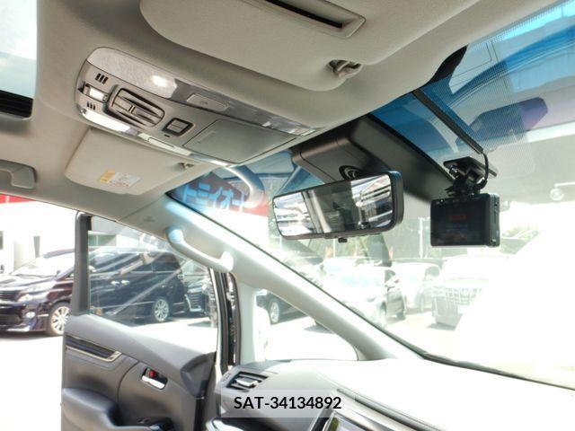Toyota VELLFIRE 2019-06 333206-10